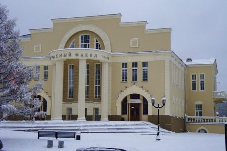 Спектакль Скамейка. Новосибирский театр Красный факел