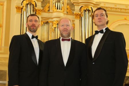 ТРИ БАСА-ПРОФУНДО. Мурманская областная филармония ТРИ БАСА-ПРОФУНДО. Мурманская областная филармония