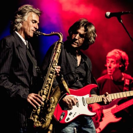 Концерт группы The Dire Straits Experience Концерт группы The Dire Straits Experience
