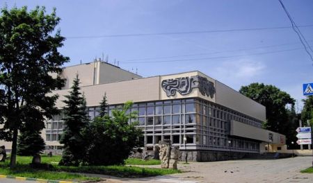 ГОРЕ ОТ УМА. Нижегородский ТЮЗ ГОРЕ ОТ УМА. Нижегородский ТЮЗ