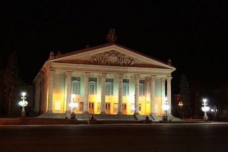 Снігова королева. Тернопільський театр ім. Шевченка Снігова королева. Тернопільський театр ім. Шевченка
