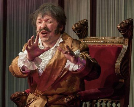 Спектакль «Вот Вы спрашиваете, как мы поживаем…». Московский дом музыки Спектакль «Вот Вы спрашиваете, как мы поживаем…». Московский дом музыки