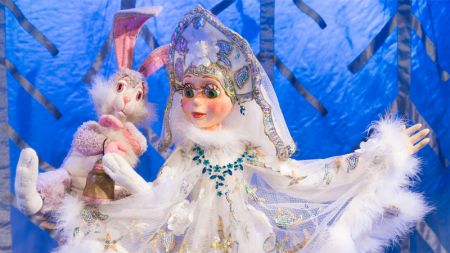 Новогодняя сказка и Дед Мороз. Детский Сказочный театр Новогодняя сказка и Дед Мороз. Детский Сказочный театр