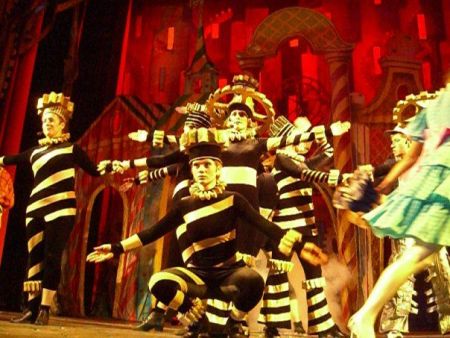 Спектакль «Сказка о потерянном времени» Спектакль «Сказка о потерянном времени»