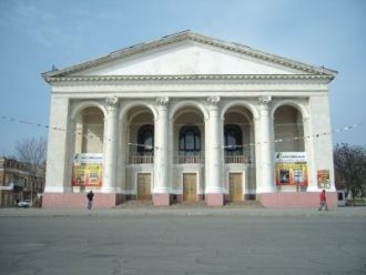 Херсонський театр ім. Миколи Куліша (Репертуар на серпень 2013)
