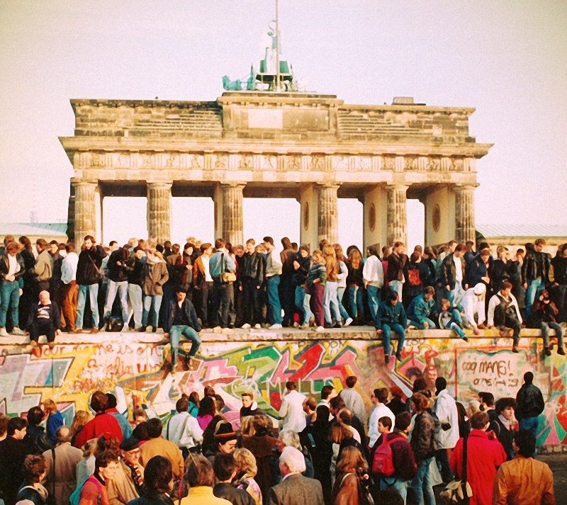 Немецкая столица готовится к торжествам по случаю 25-летия падения Берлинской стены