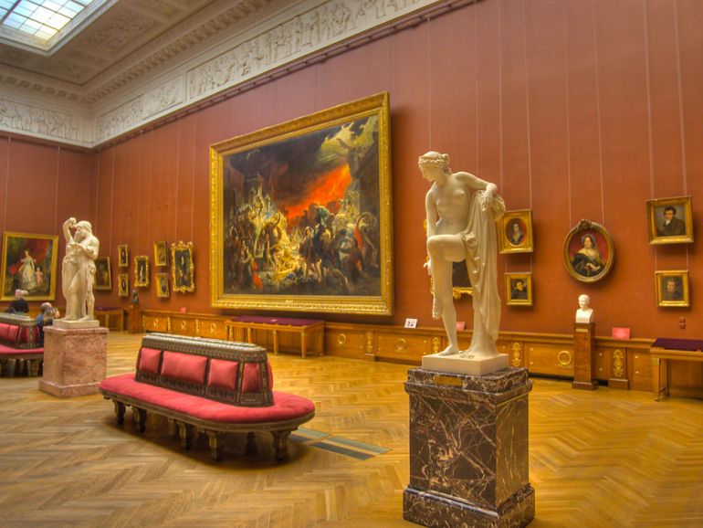 Путешествуя по Санкт-Петербургу и Москве, посетите музеи!