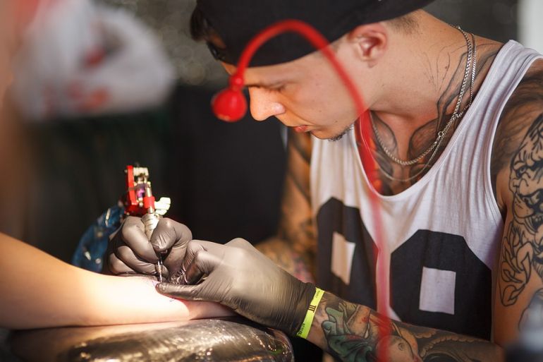 Сможете ли вы определить ключевое слово A набить татуировку?
