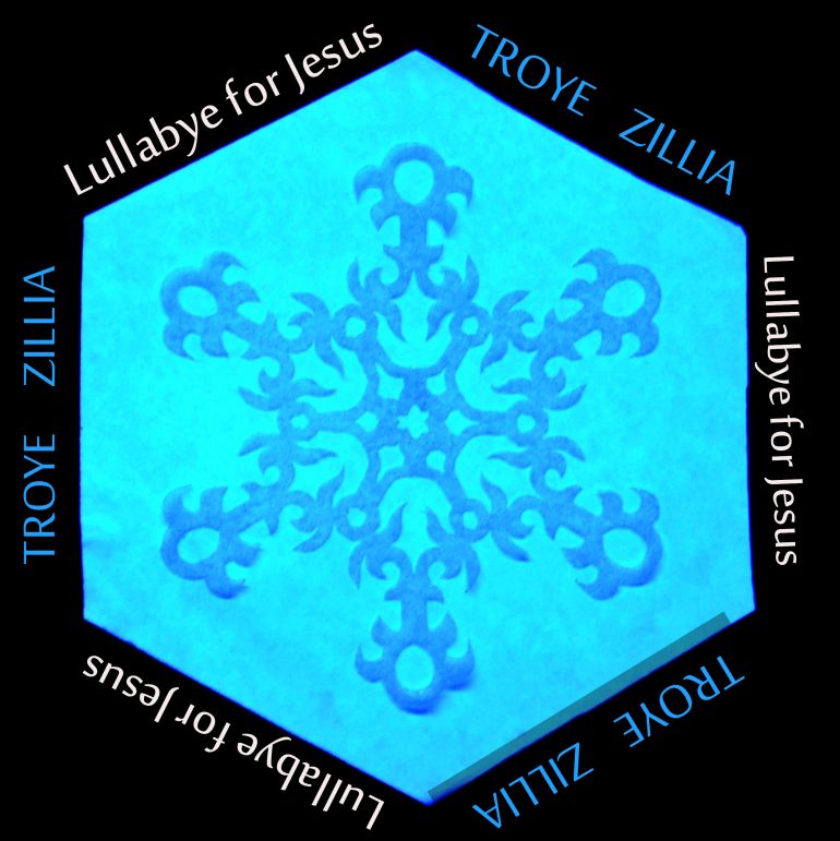 Troye Zillia презентують різдвяний сингл у етно-лаундж стилі