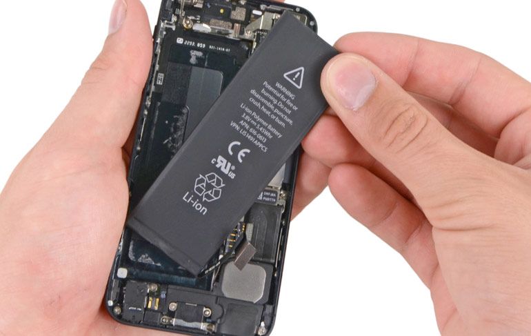 Замена батареи на айфон