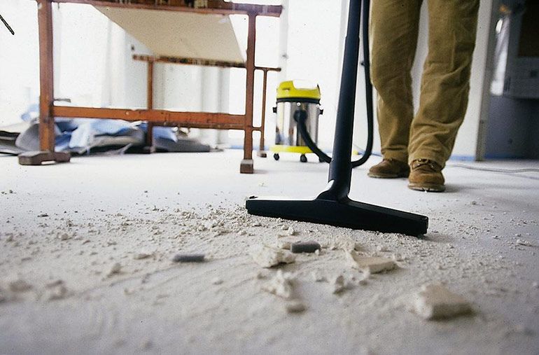 Как провести уборку квартиры после ремонта в сжатые сроки