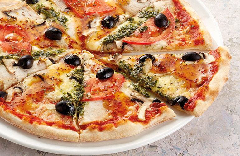 пицца с оливками