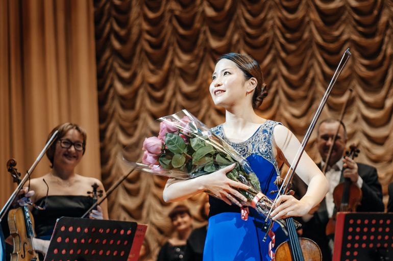 В  Ульяновске выступила японская скрипачка лауреат XIII Международного конкурса им. П.И.Чайковского Маюко Камио