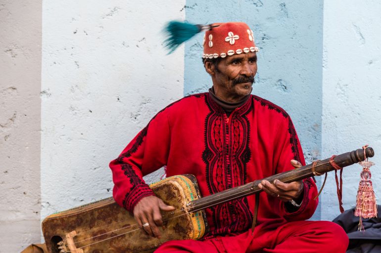 О традиционном параде музыкантов гнауа в Эс-Сувейре