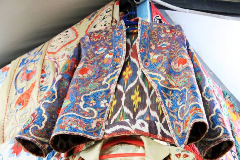 Выставка «И шелк привидится в дыхании песков… Хранители вышивки Узбекистана»