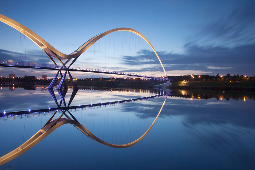Мост бесконечности, Стоктон-он-Тис, Великобритания